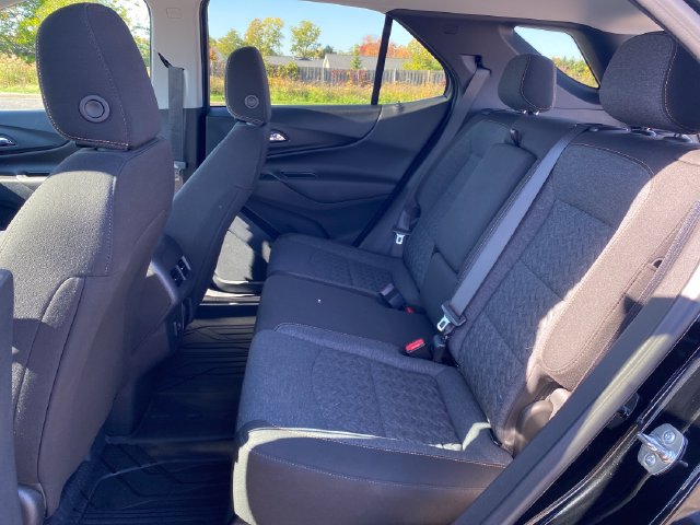 Certified 2024 Chevrolet Equinox LT w/ LPO, Floor Liner Package FWD image 18