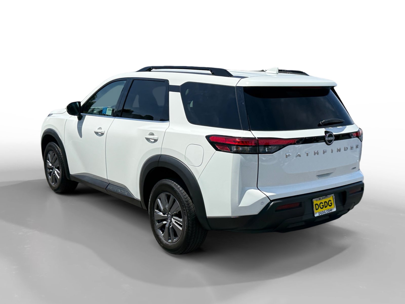 Used 2025 Nissan Pathfinder SV AWD/4WD image 3