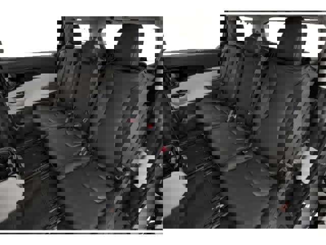 Used 2024 Kia Carnival EX image 16