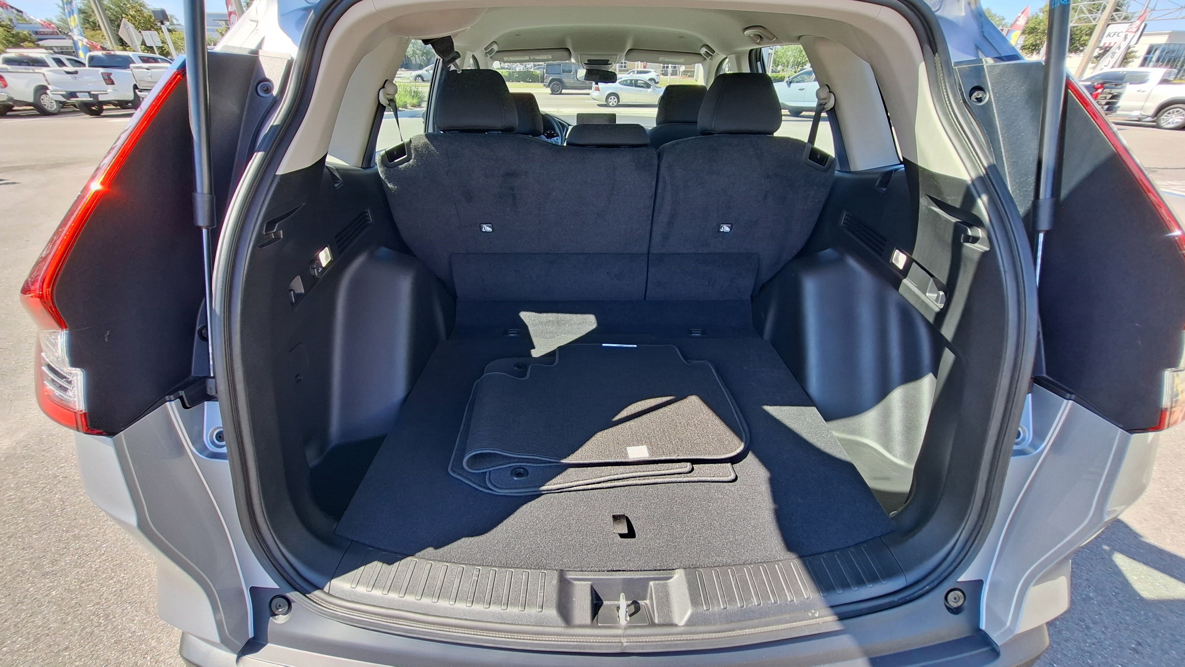 Used 2024 Honda CR-V LX image 20
