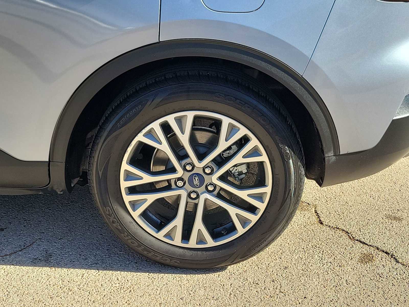 Used 2022 Ford Escape SEL w/ Technology Package image 16