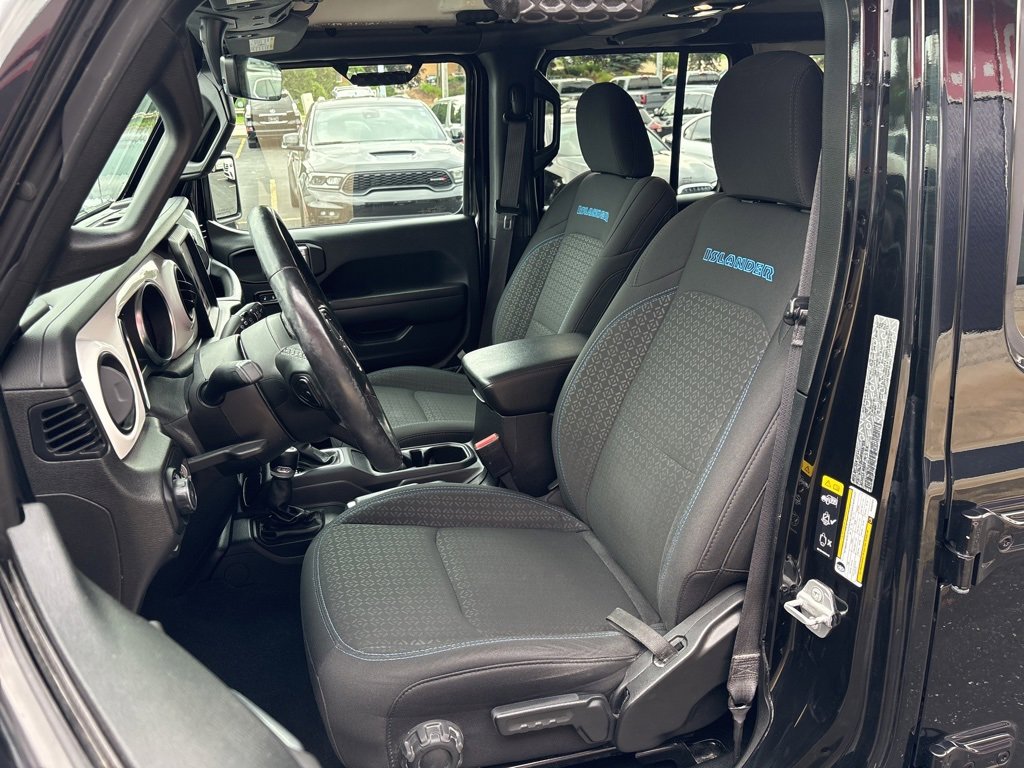 Used 2021 Jeep Wrangler Unlimited Islander image 19