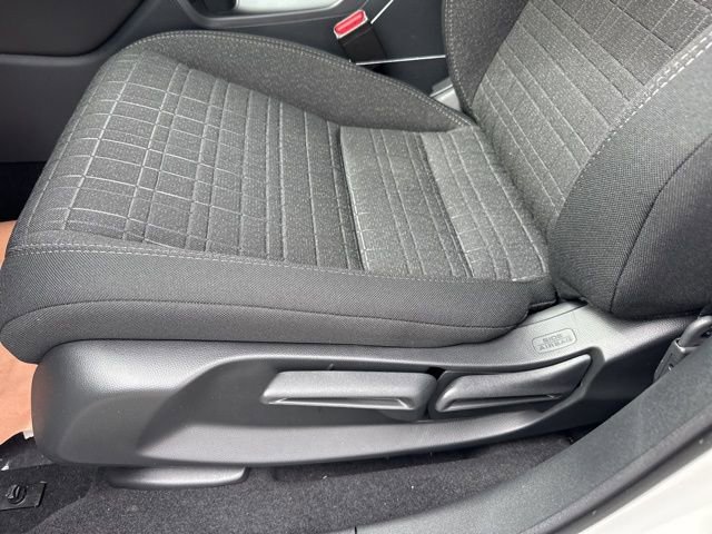 New 2026 Honda HR-V LX image 17