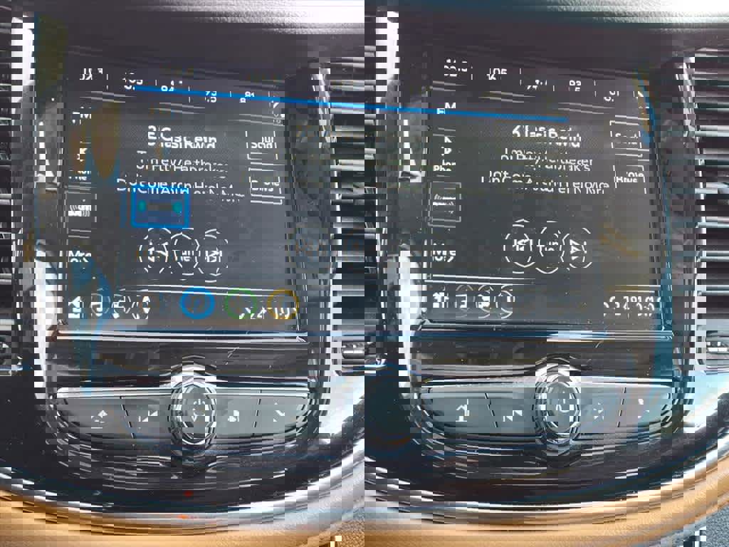 Used 2018 Chevrolet Trax Premier image 17