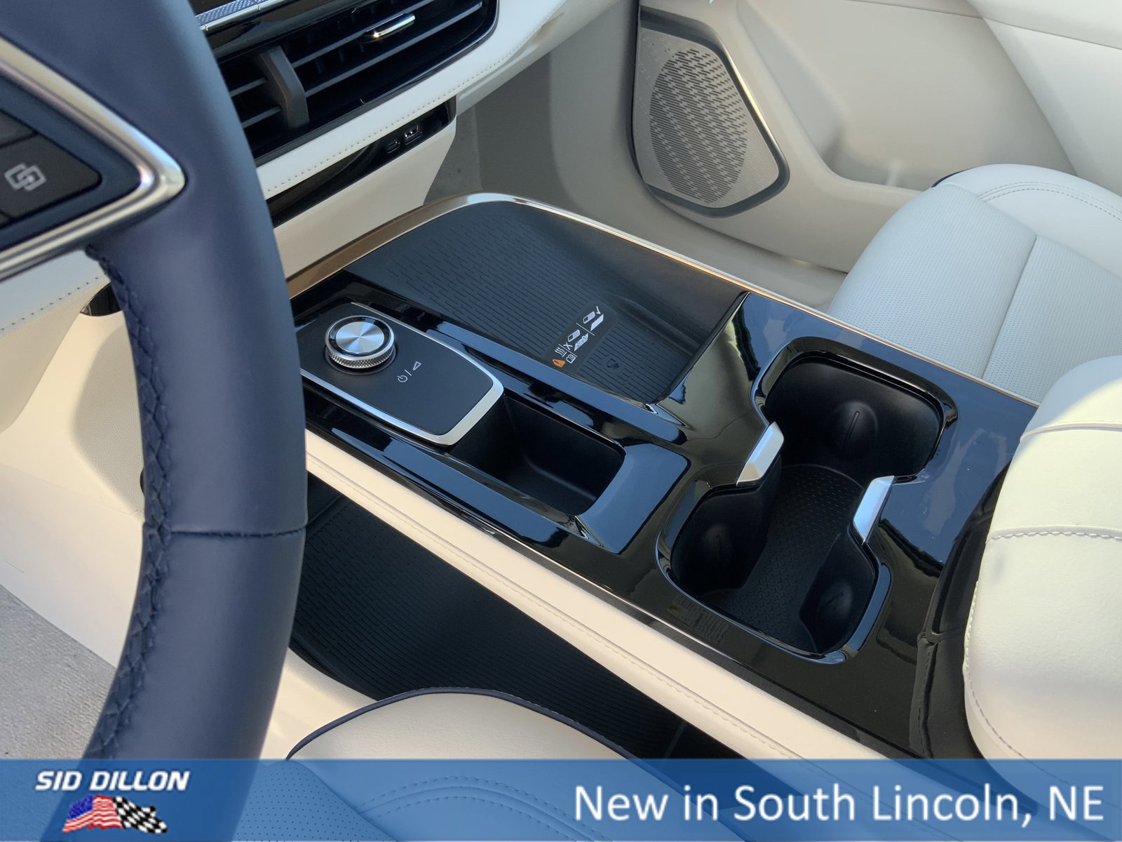 New 2026 Buick Enclave Avenir image 8