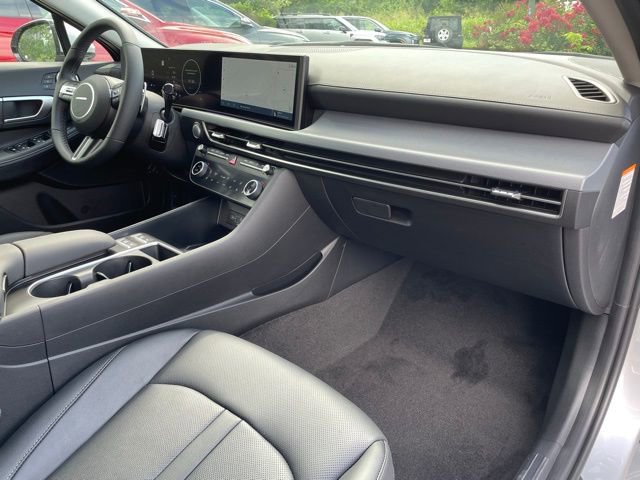 New 2025 Hyundai Sonata Limited FWD image 28