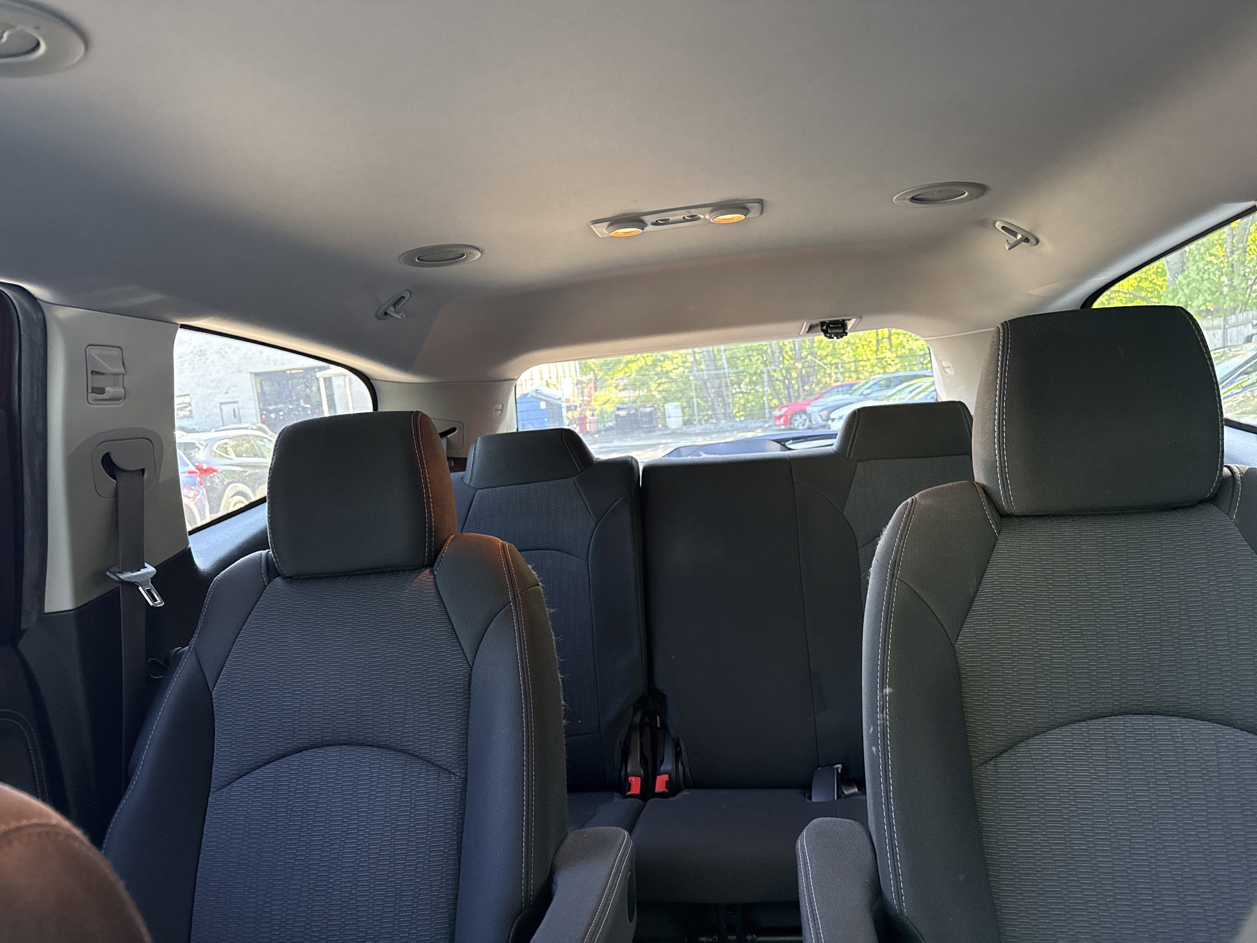 Used 2015 Chevrolet Traverse LT AWD/4WD image 12