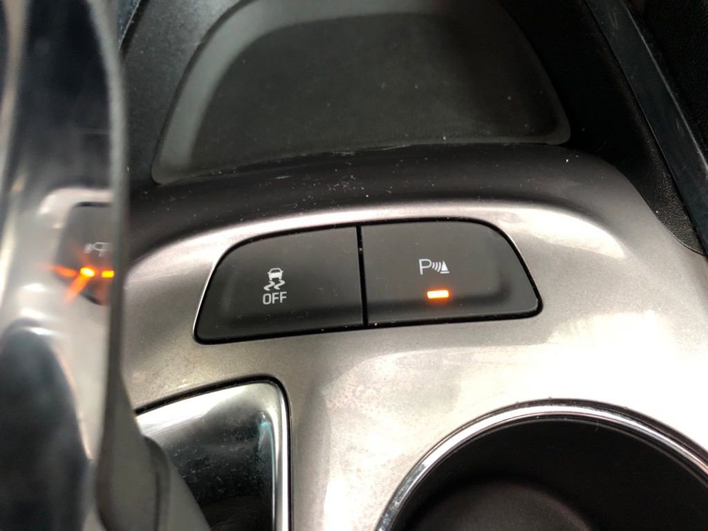 Used 2024 Chevrolet Malibu LT FWD image 16