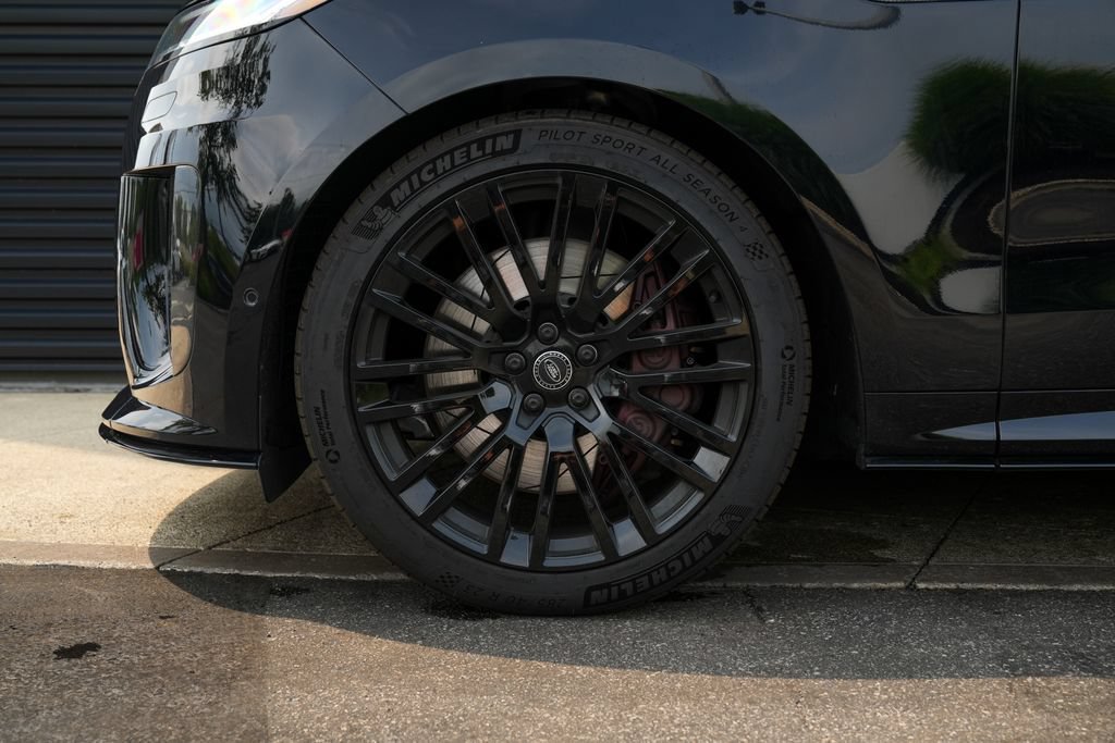 Used 2025 Land Rover Range Rover Sport SV Edition Two AWD/4WD image 13