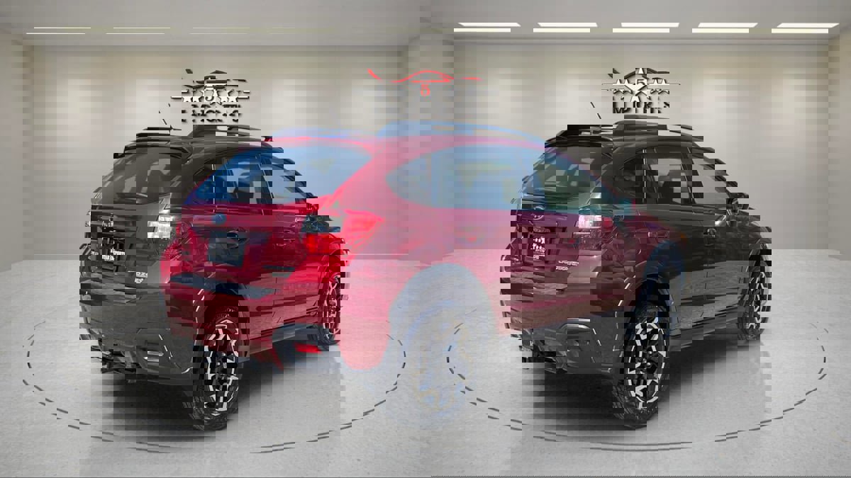 Used 2017 Subaru Crosstrek 2.0i Premium image 5