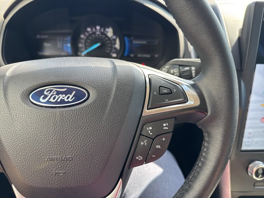 Used 2024 Ford Edge SEL AWD/4WD image 12