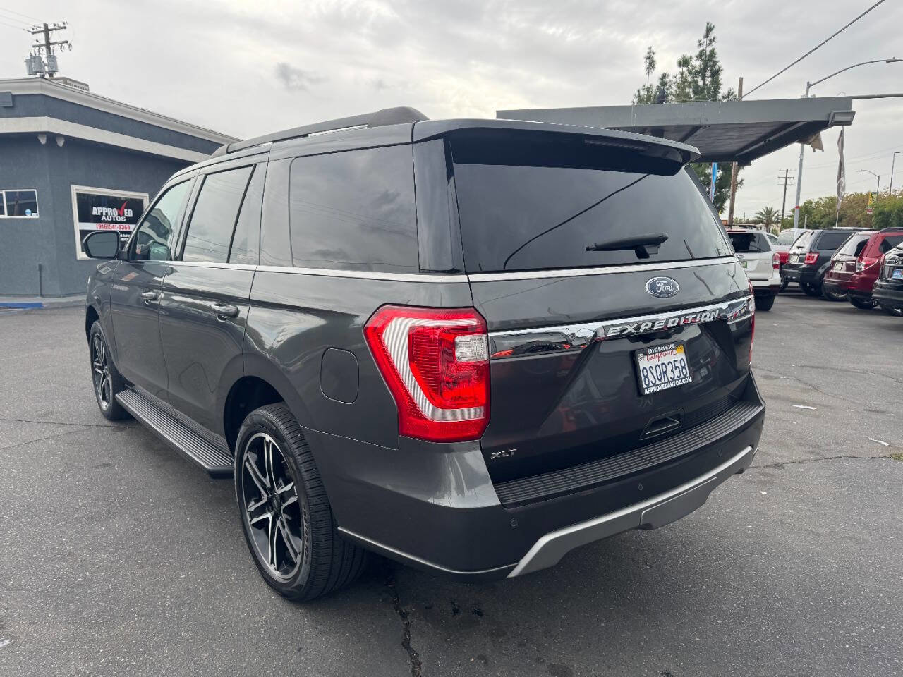 Used 2020 Ford Expedition XLT RWD image 7