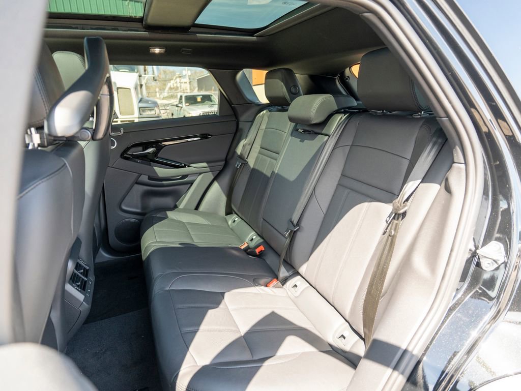 New 2026 Land Rover Range Rover Evoque S image 22