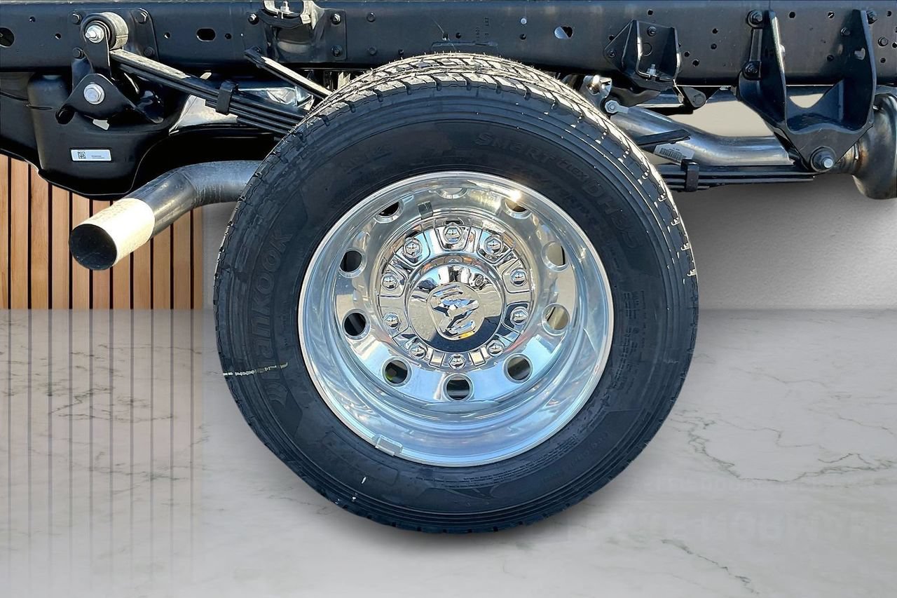 New 2026 RAM 4500 Tradesman w/ Chrome Appearance Group AWD/4WD image 33