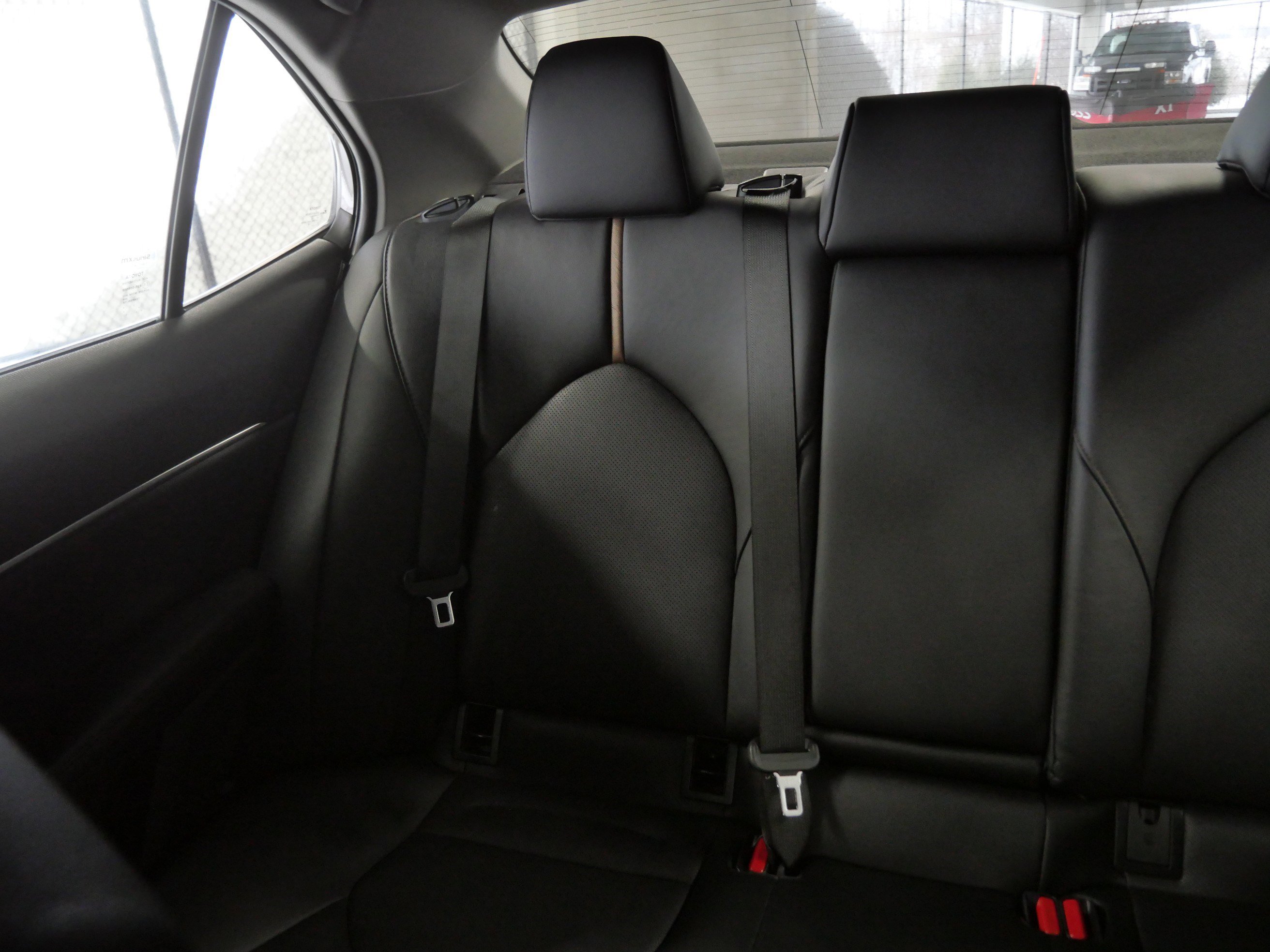 Certified 2020 Toyota Camry XLE image 13