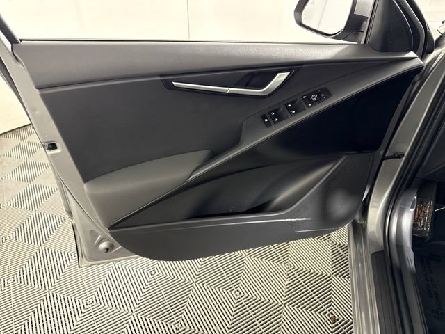 Used 2023 Kia Niro LX FWD image 52
