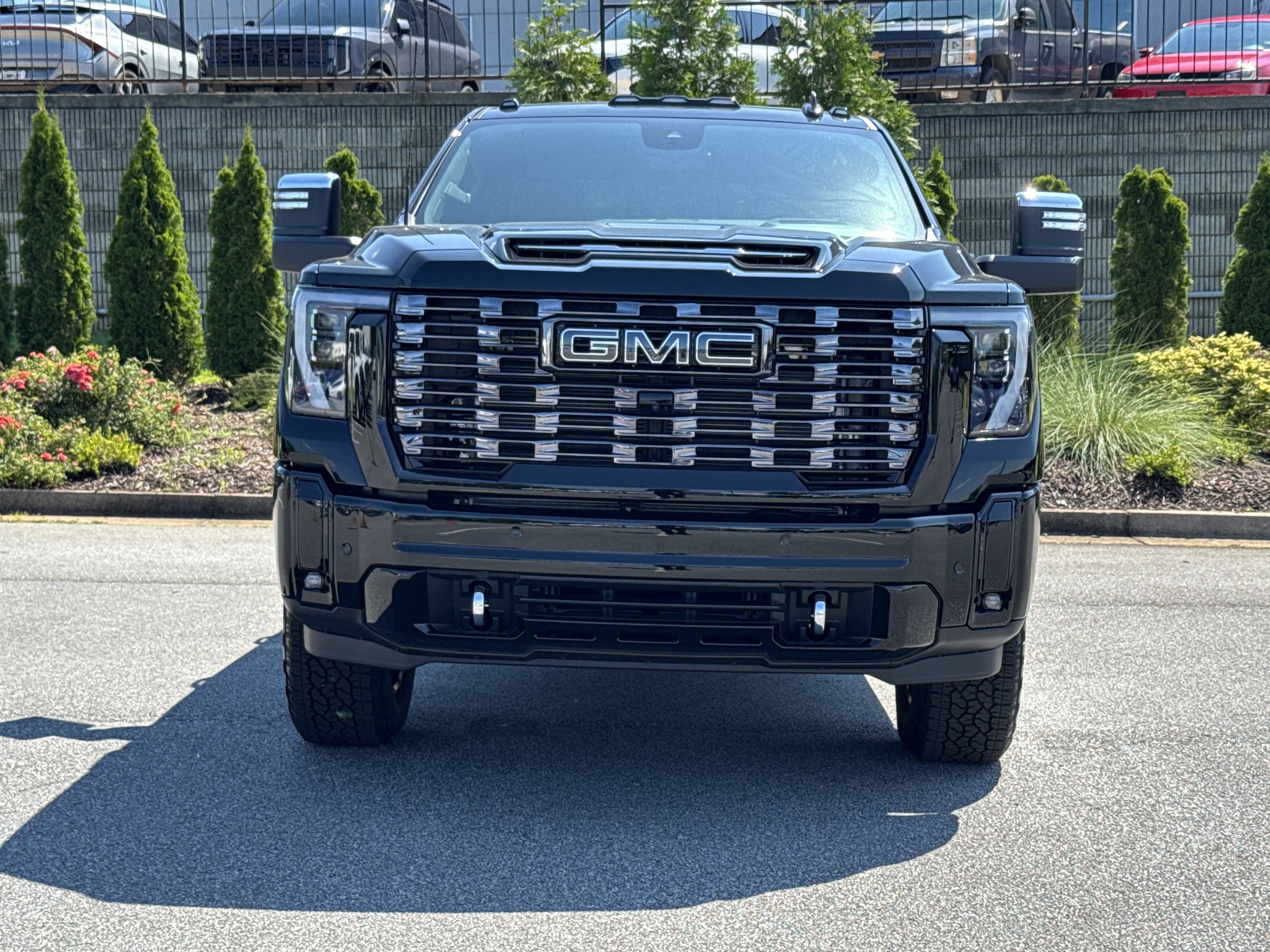 New 2026 GMC Sierra 2500 Denali Ultimate AWD/4WD image 3