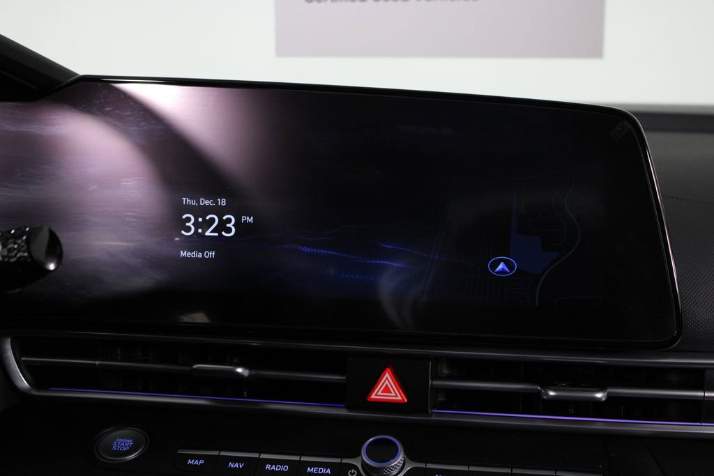 Certified 2025 Hyundai Elantra SEL image 7