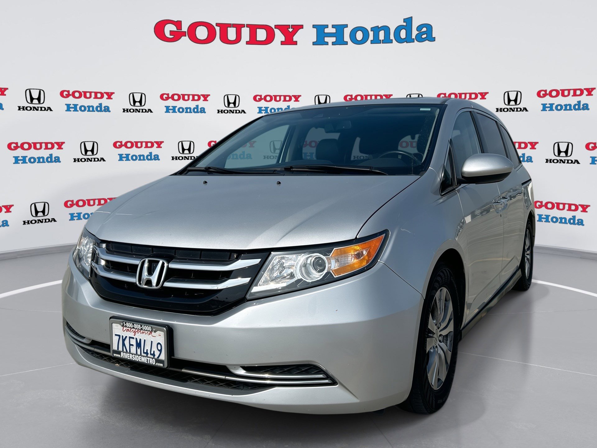 Used 2015 Honda Odyssey EX-L image 1