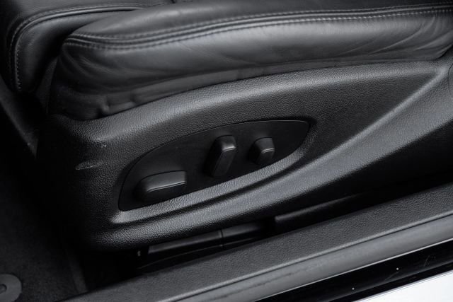 Used 2017 Cadillac ATS V w/ Luxury Package image 41