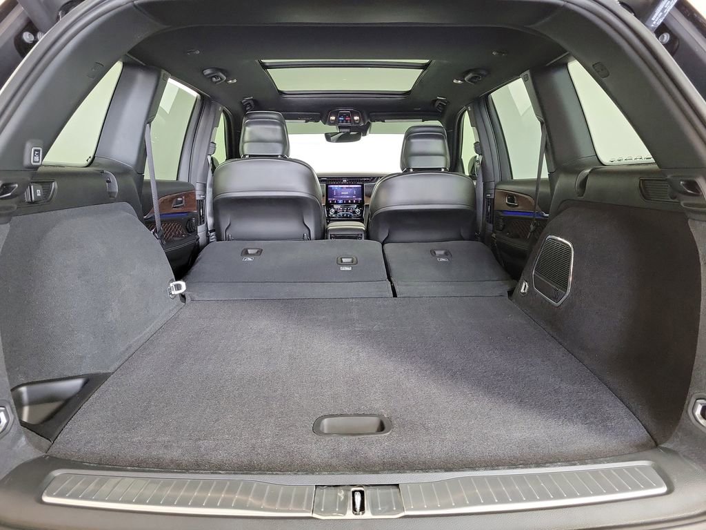 Used 2025 Jeep Grand Cherokee Summit w/ Obsidian Package image 26