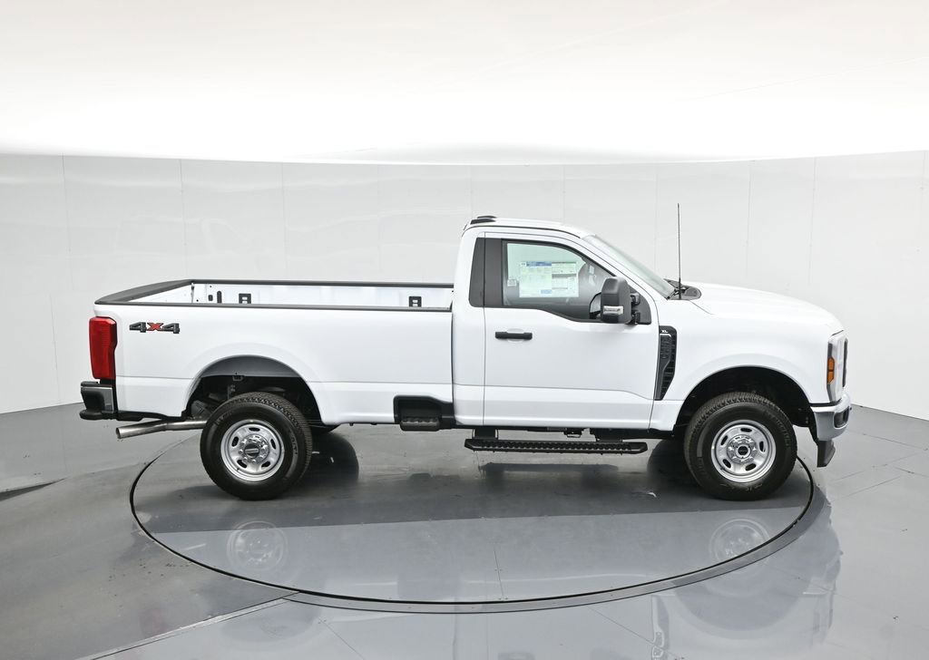 New 2026 Ford F250 XL w/ XL Chrome Package image 34