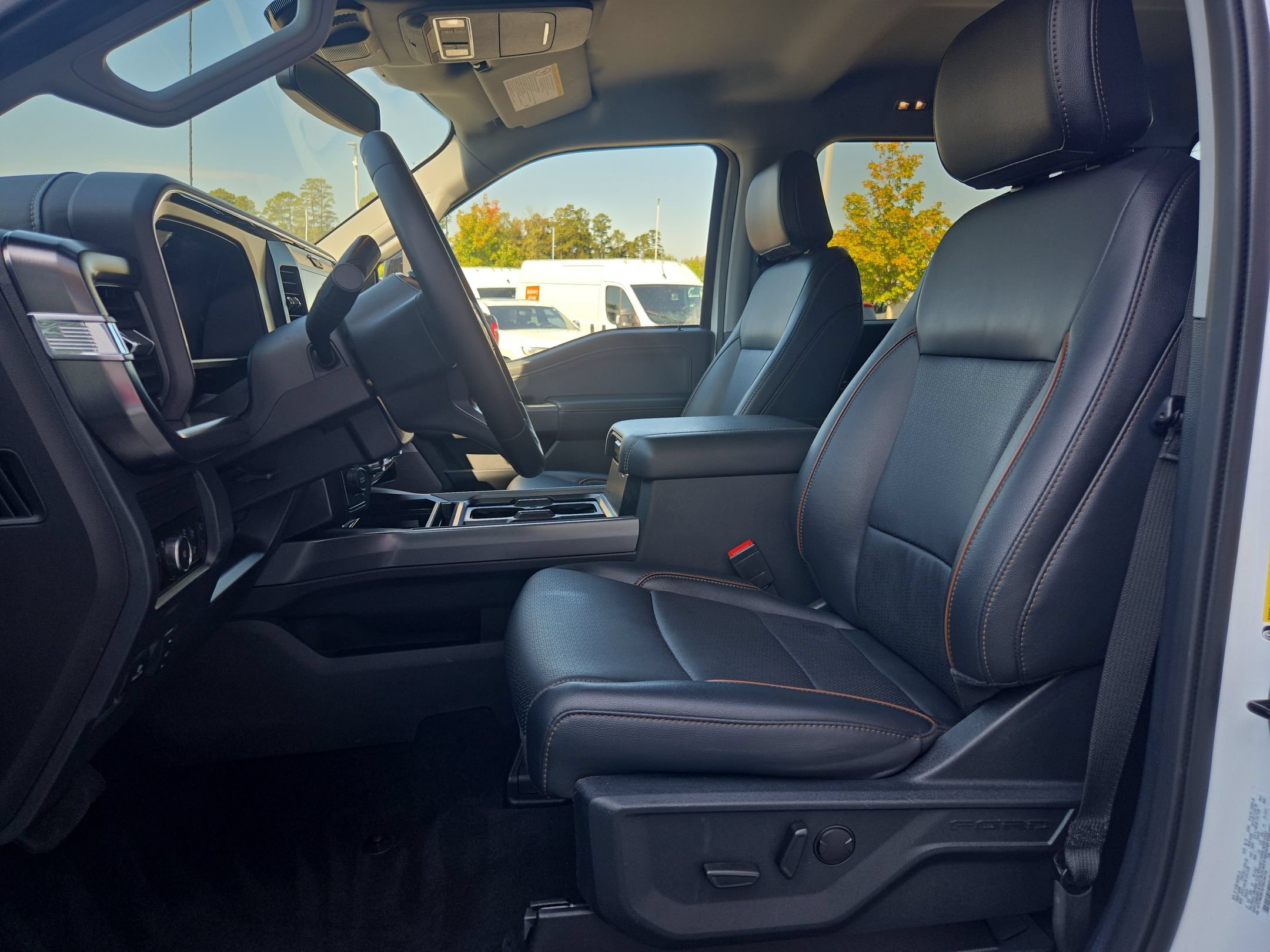 Used 2026 Ford F250 Lariat AWD/4WD image 24