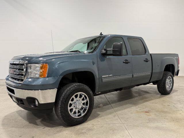 Used 2013 GMC Sierra 2500 SLE w/ SLE Preferred Package AWD/4WD image 1