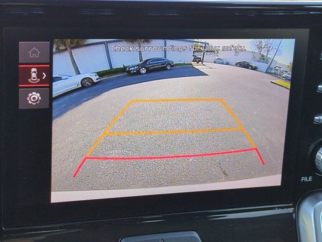 Used 2023 Kia Sorento LX image 20