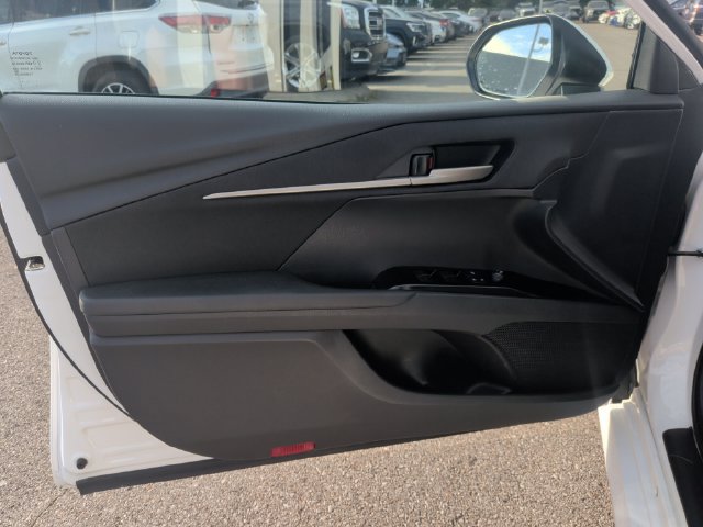 Certified 2025 Toyota Camry LE FWD image 10