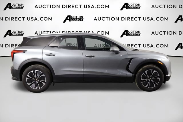 Used 2024 Chevrolet Blazer EV LT AWD/4WD image 44