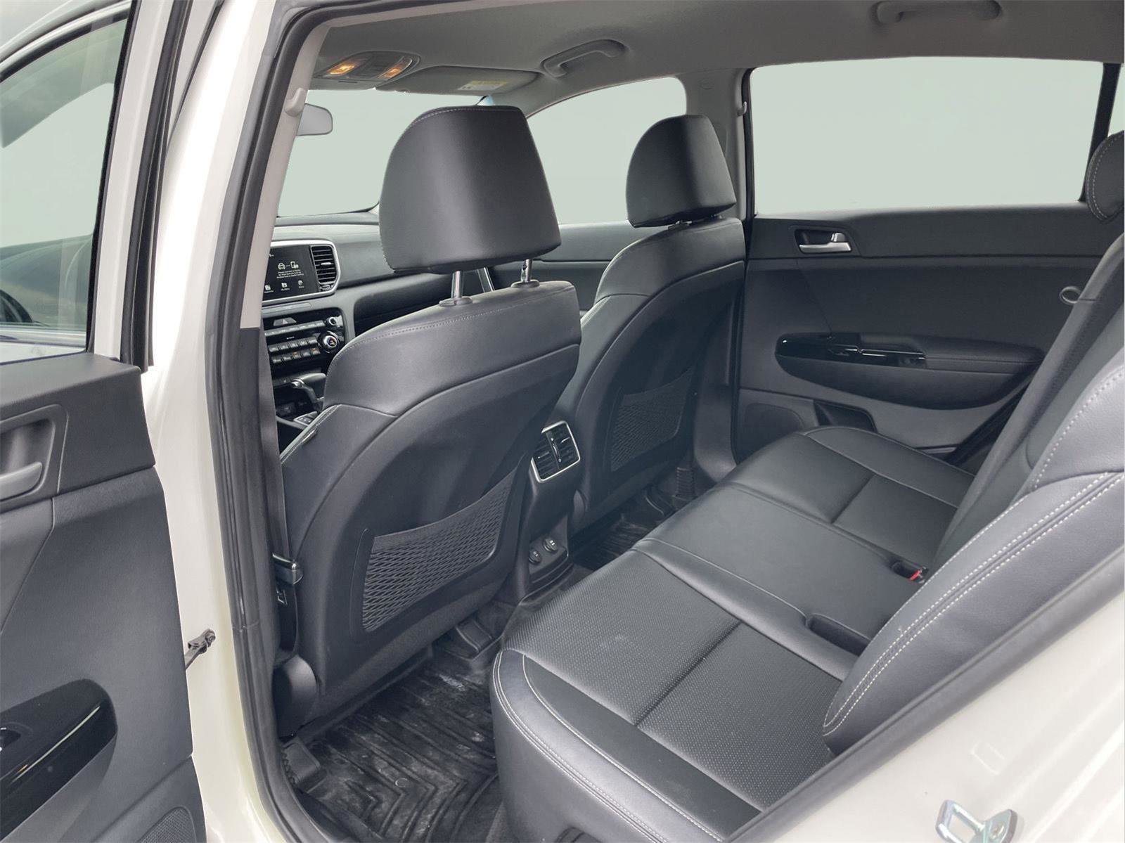 Used 2021 Kia Sportage EX image 15