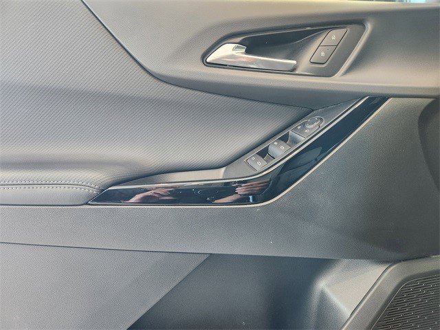 Certified 2025 Chevrolet Equinox LT w/ Safety and Technology Package image 5