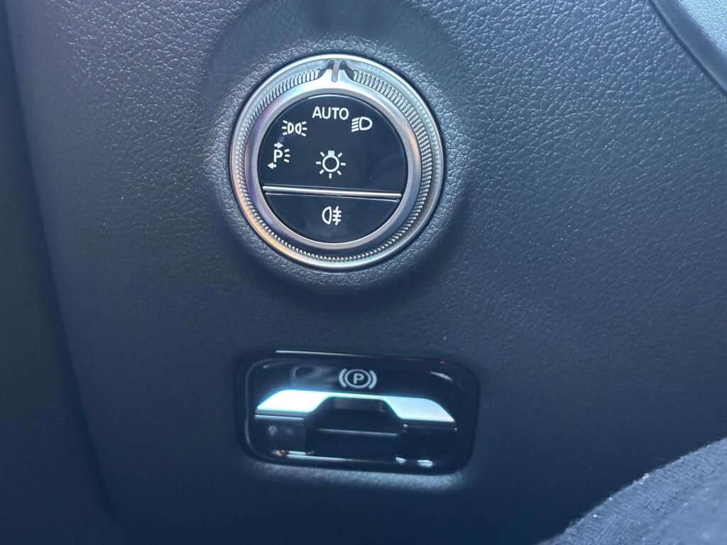 New 2026 Mercedes-Benz CLE 300 CLE 300 image 26