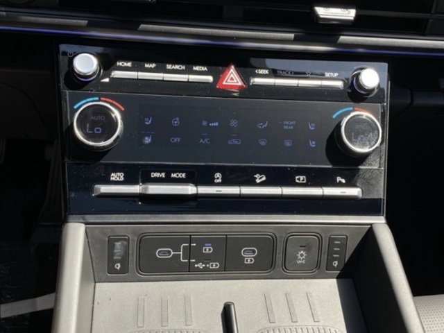 New 2025 Hyundai Santa Fe Calligraphy image 23