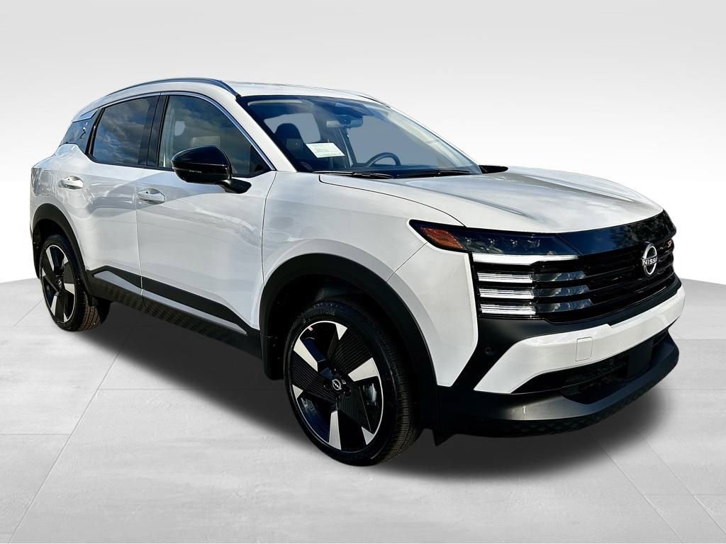 New 2026 Nissan Kicks SR FWD image 3