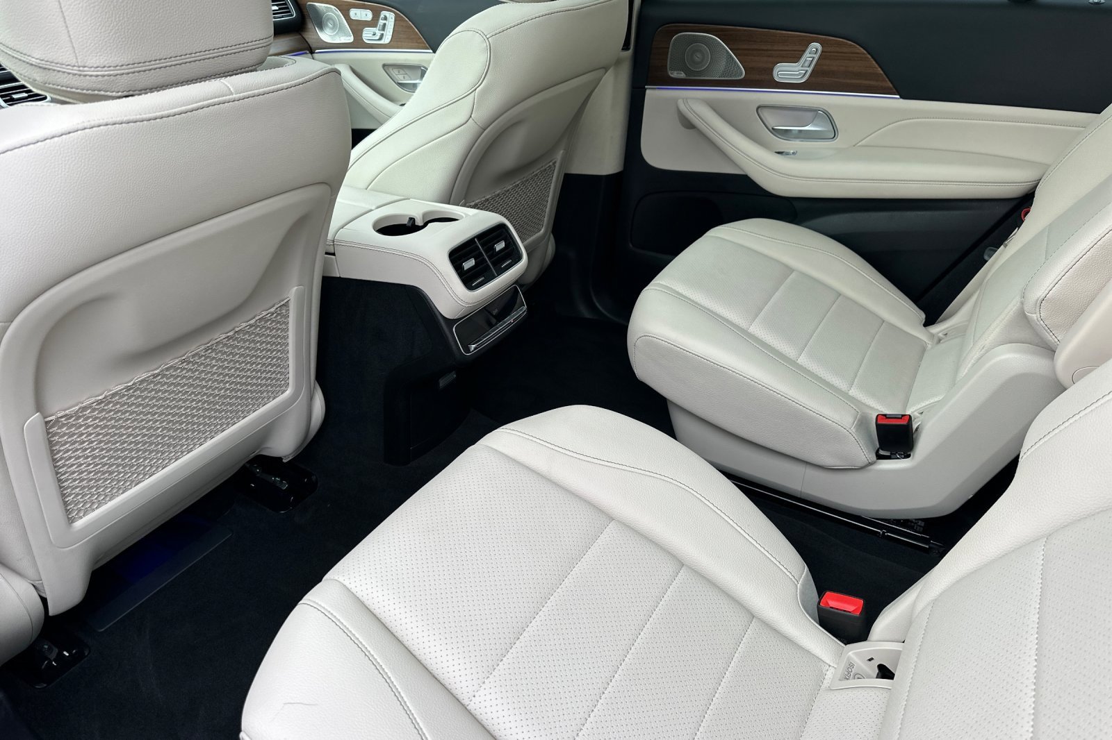 Certified 2025 Mercedes-Benz GLS 450 4MATIC image 13