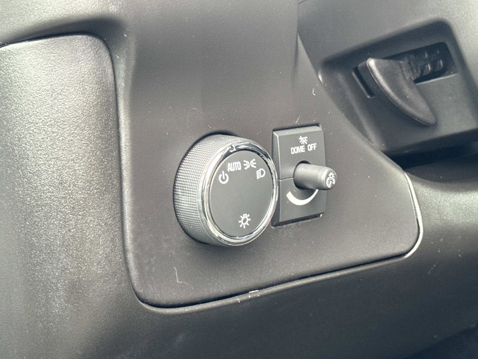 Used 2024 GMC Savana 2500 Work Van w/ Driver Convenience Package image 10