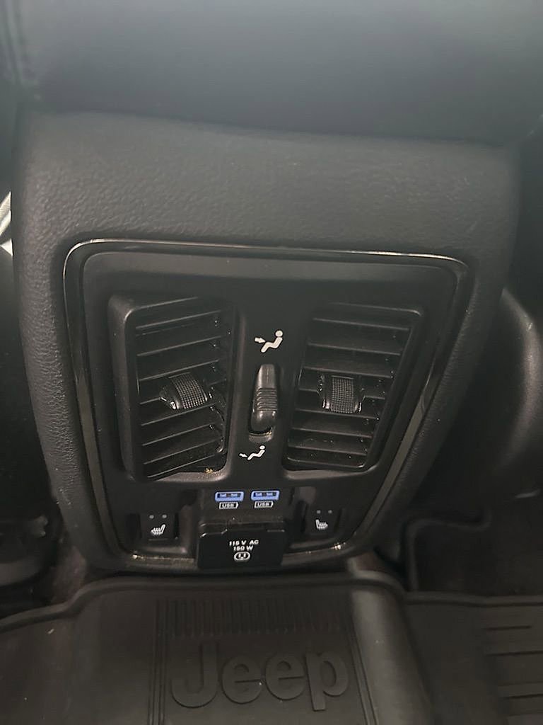 Used 2019 Jeep Grand Cherokee High Altitude image 17