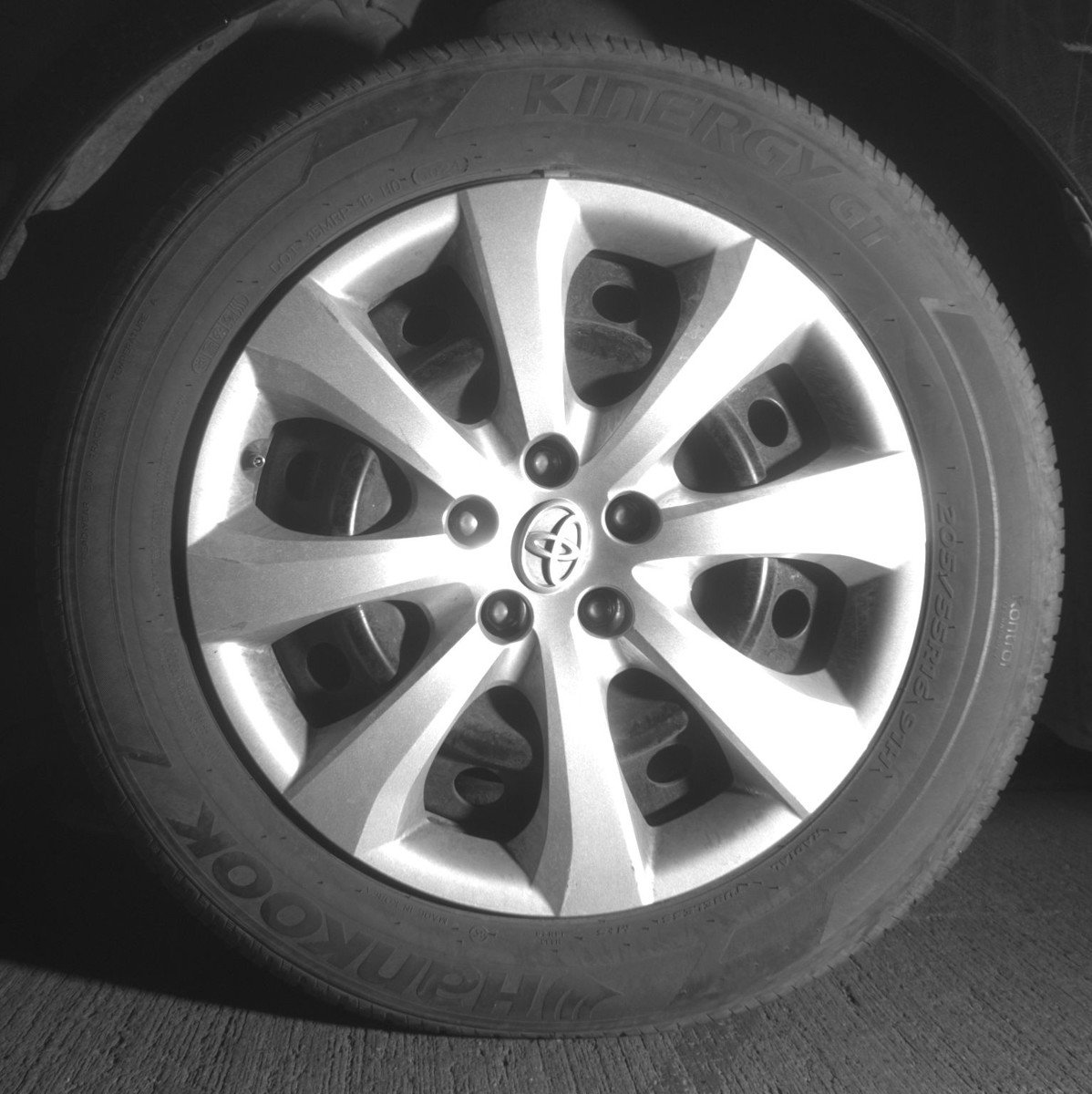 Used 2025 Toyota Corolla LE FWD image 12
