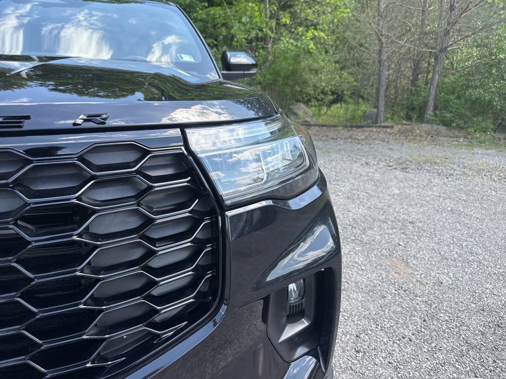 Used 2026 Ford Explorer ST-Line AWD/4WD image 3