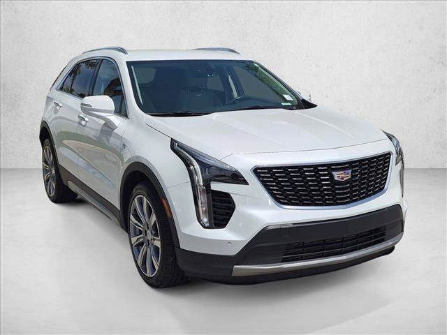 Used 2023 Cadillac XT4 Premium Luxury FWD image 3
