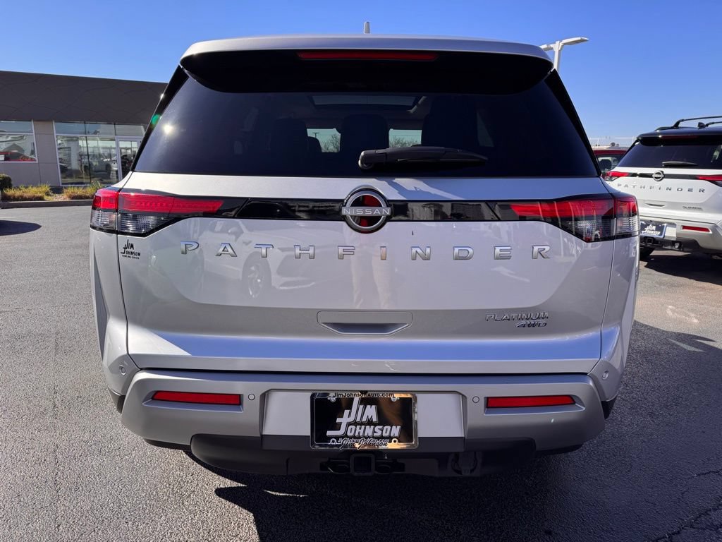 Used 2025 Nissan Pathfinder Platinum w/ Cargo Package AWD/4WD image 4