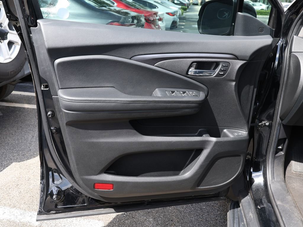 Used 2021 Honda Pilot Special Edition image 11