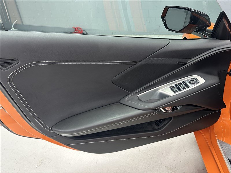 Used 2024 Chevrolet Corvette Stingray Convertible w/ 1LT RWD image 23