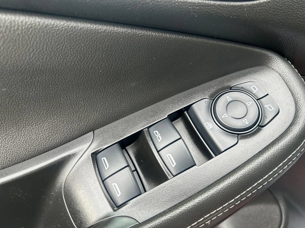 Used 2024 Buick Encore GX Sport Touring FWD image 18