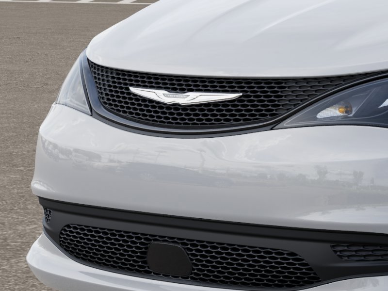 New 2026 Chrysler Voyager LX image 20