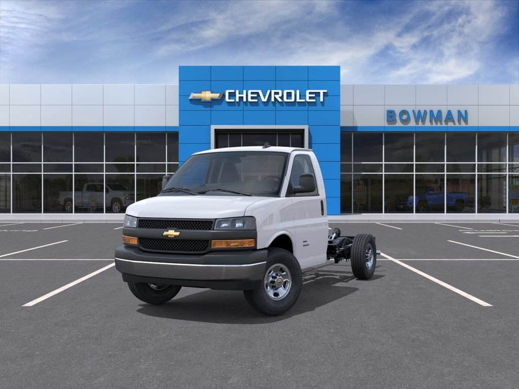 New 2026 Chevrolet Express 3500 w/ Power Convenience Package RWD image 8