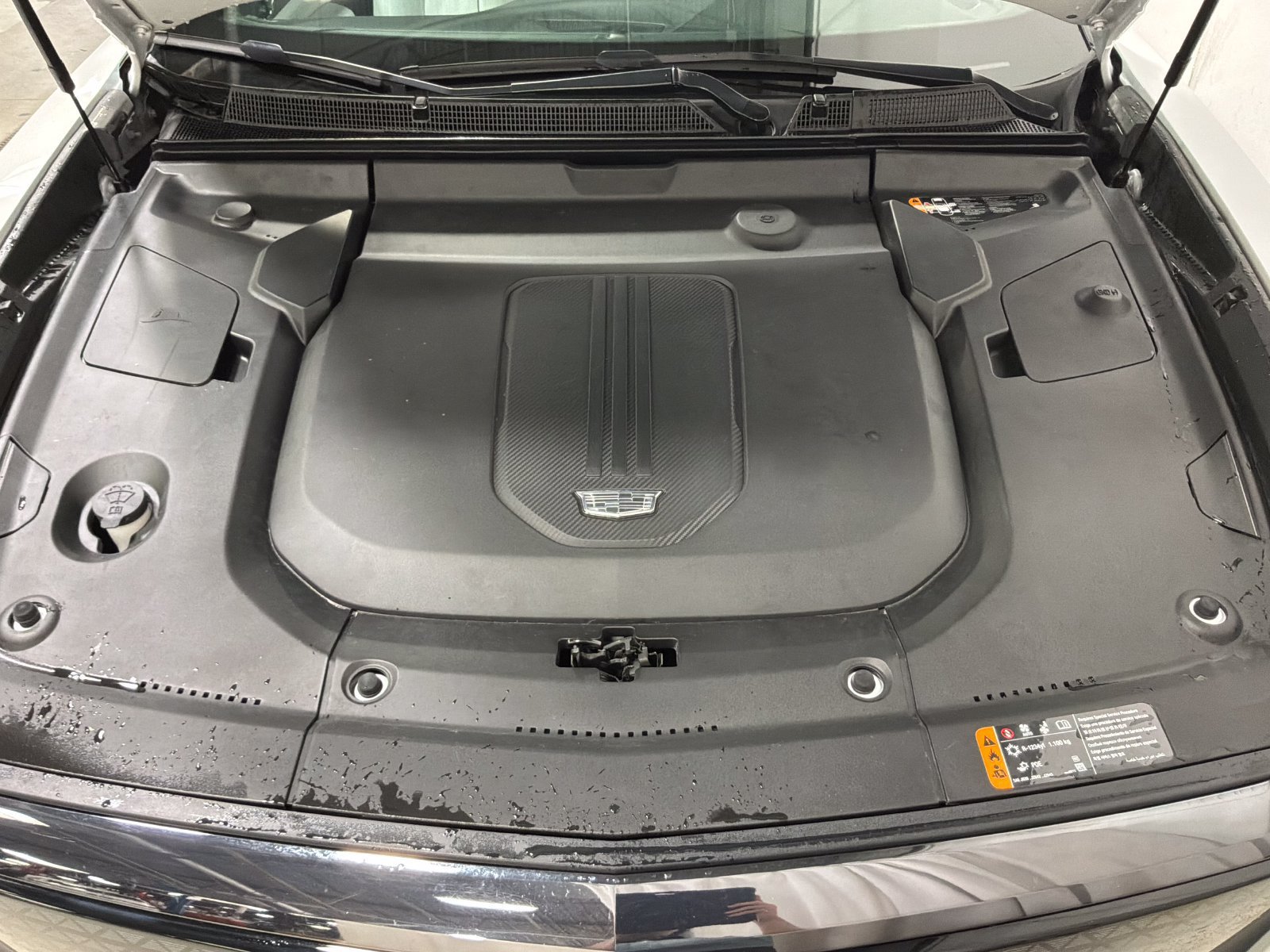 Used 2024 Cadillac Lyriq Sport AWD/4WD image 13