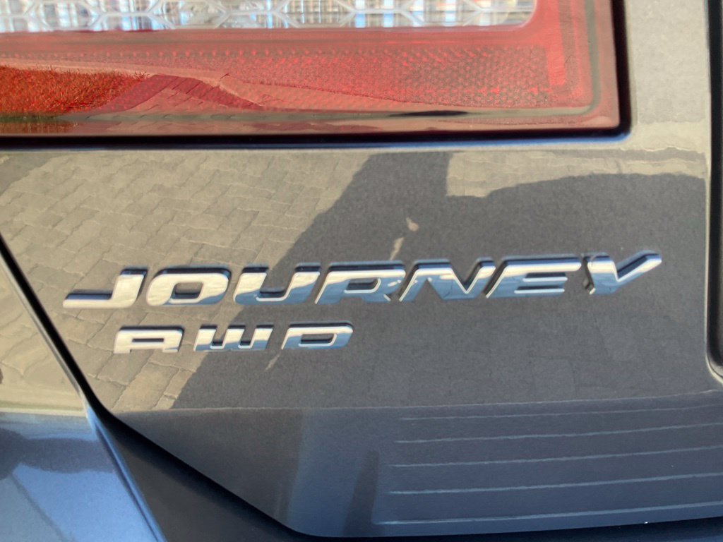 Used 2015 Dodge Journey Crossroad w/ Flexible Seating Group AWD/4WD image 39